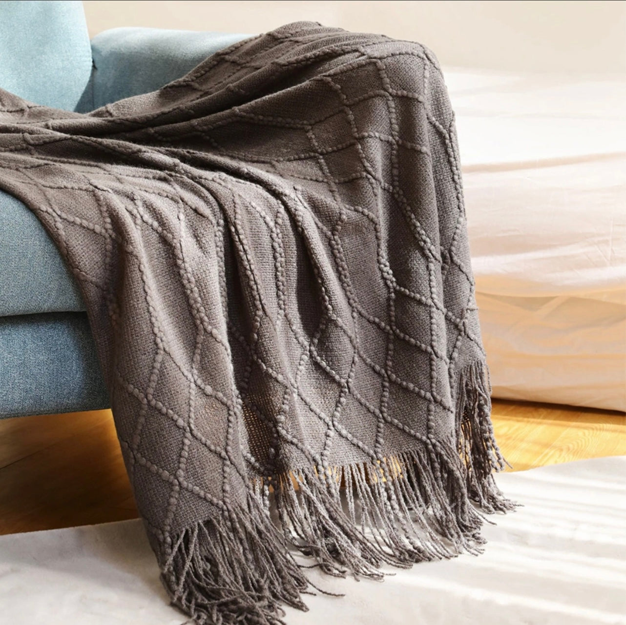 Rhombus Diamond Knit Throw