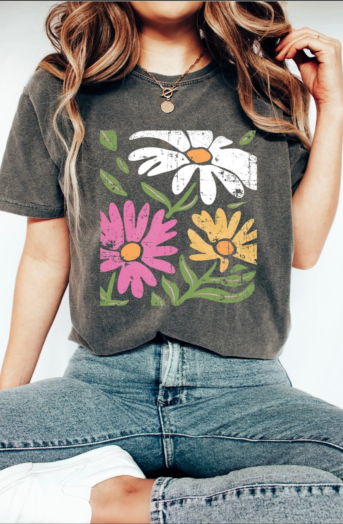 Daisies Vintage Graphic Tee