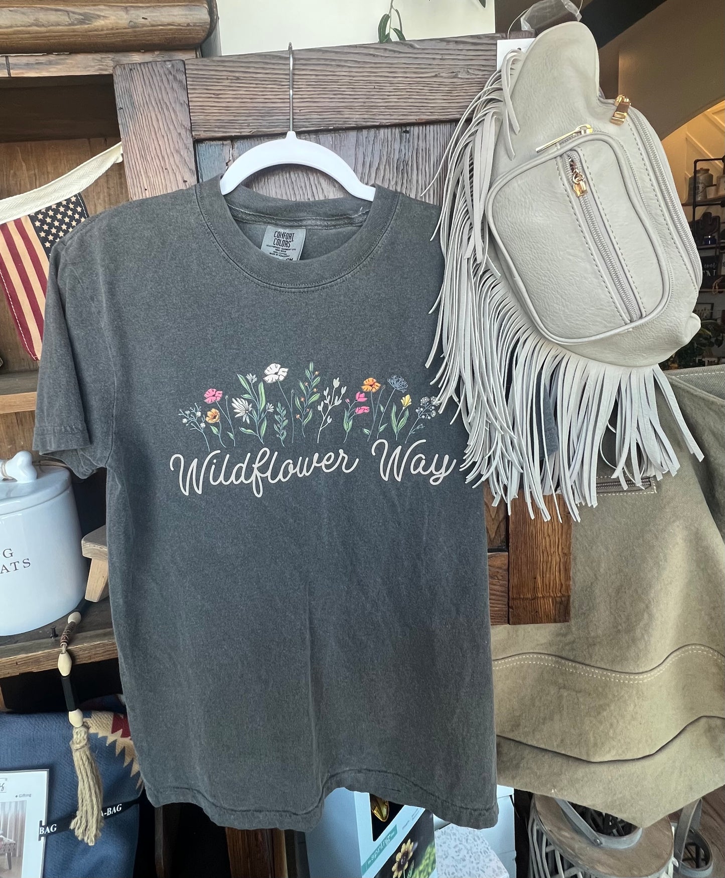 Wildflower Way Tee